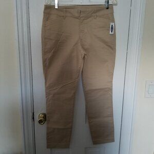 Old Navy Women’s Pixie Chino Jeans Tan 8 NWT